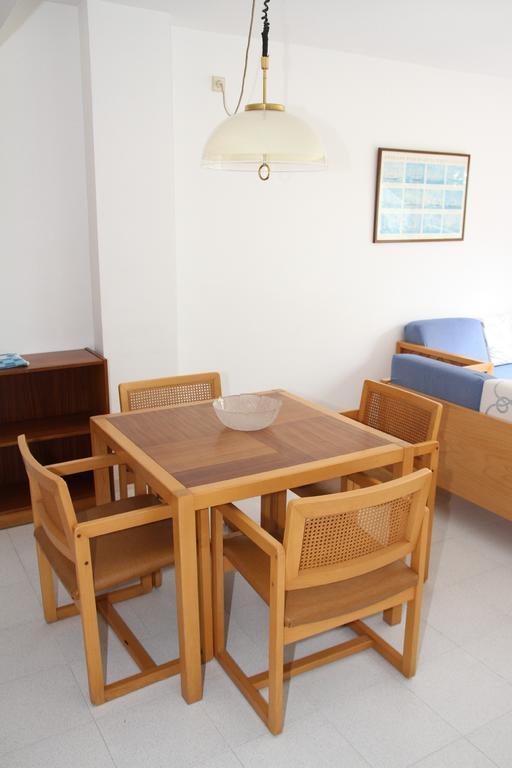 Apartamentos Marina Port de Pollenca Bilik gambar